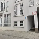 Homely 8 - Relaxed Self-check-in In München
