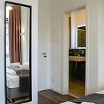 아파트 Homely 8 - Relaxed Self-check-in In